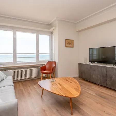 Charming With Sea View For 6 Apartamento Ostende