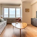 Apartment Charming With Sea View For 6 Ostend