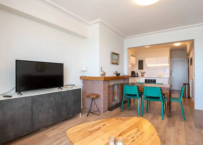 Charming With Sea View For 6 Apartment Ostende