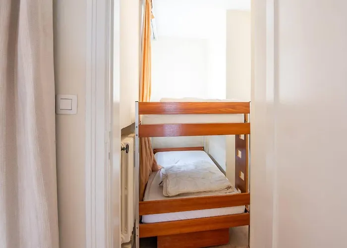 Charming With Sea View For 6 Ostende